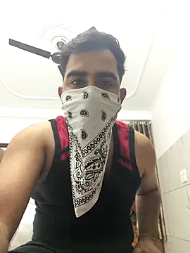 Snapshot of 13lusty chatting on 03.01.25 13lusty online show from 03.01.25