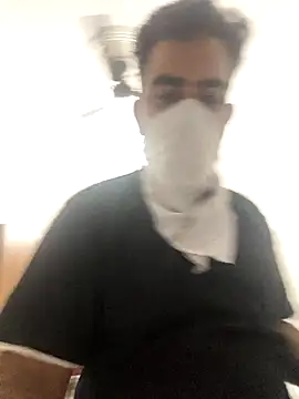 Snapshot of 13lusty chatting on 03.20.25 13lusty online show from 03.20.25