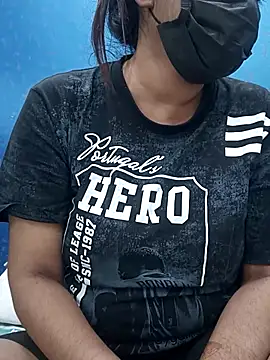 Snapshot of Snehalive chatting on 10.13.25 Snehalive online show from 10.13.25