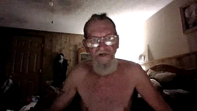 Snapshot of Aldick68 chatting on 02.16.25 Aldick68 online show from 02.16.25