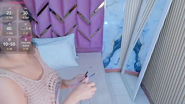 hotiergirl online show from 12.05.25