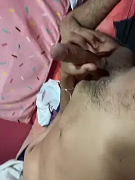 Snapshot of emmarod18 chatting on 12.20.25 emmarod18 online show from 12.20.25