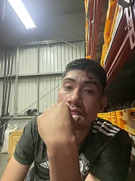 Snapshot of emmarod18 chatting on 04.15.26 emmarod18 online show from 04.15.26