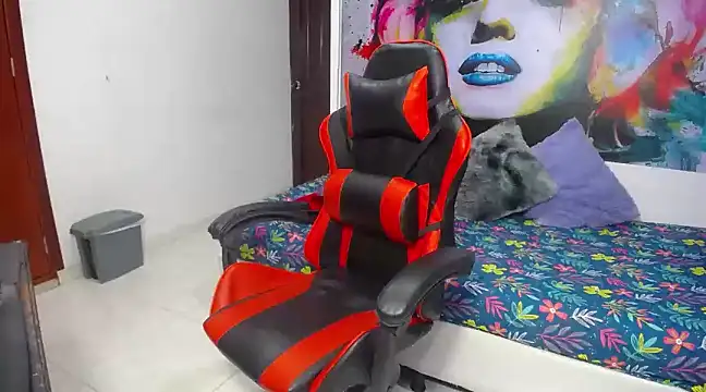 Maylin horny19 online show from 01.17.25