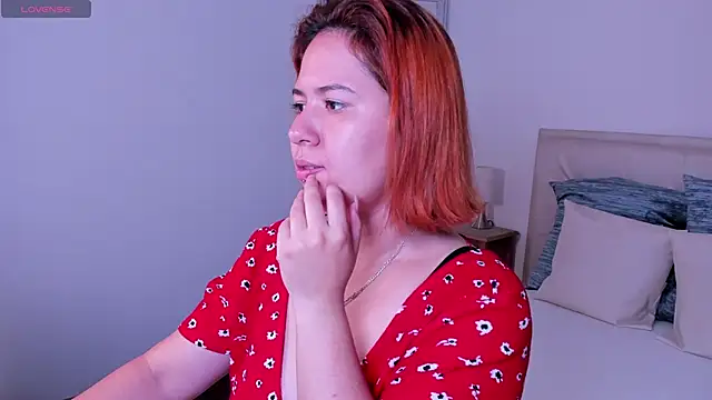 zoes milee online show from 02.07.25