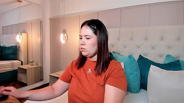 zoes milee online show from 09.22.25