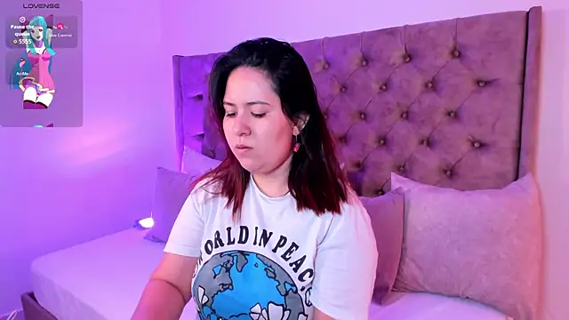 zoes milee online show from 10.22.25