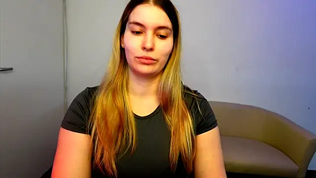 ShyHotNerd online show from 10.26.25