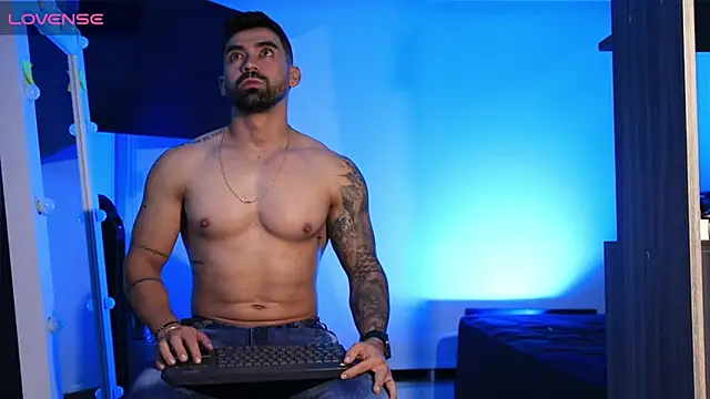 soymike1  online show from 01.11.25