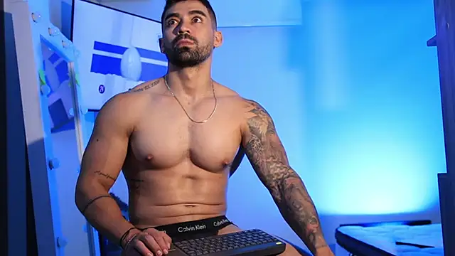 soymike1  online show from 02.06.25