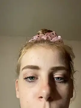 VioletxBlue online show from 07.10.26