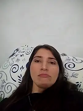 Snapshot of RubiSharqui_ chatting on 04.18.26 RubiSharqui online show from 04.18.26