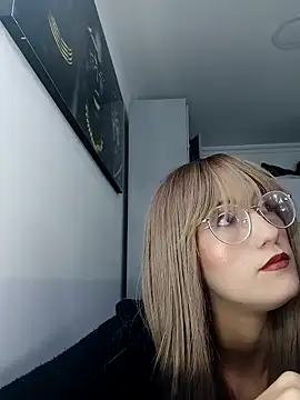 SussanHottye1  online show from 01.27.25