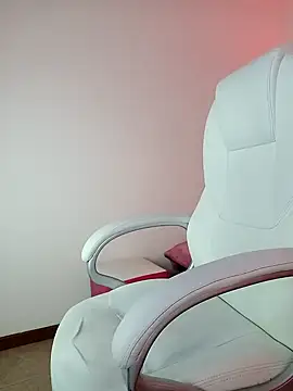 SussanHottye1  online show from 01.27.25