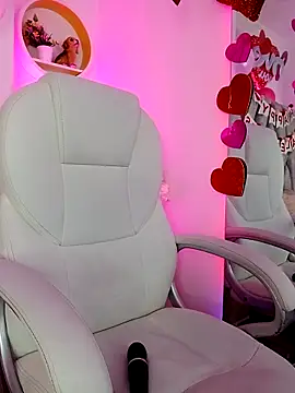 SussanHottye1  online show from 02.15.25