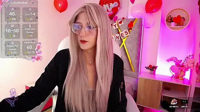 SussanHottye1  online show from 02.18.25