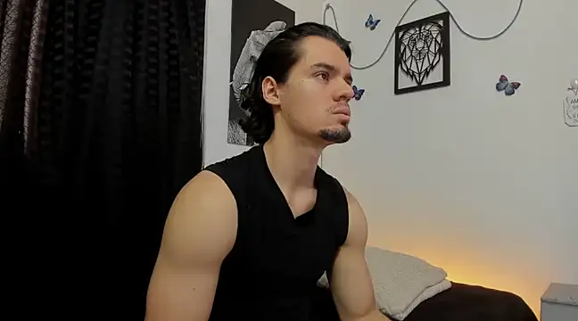 Snapshot of maxi_styles chatting on 02.09.25 maxi styles online show from 02.09.25