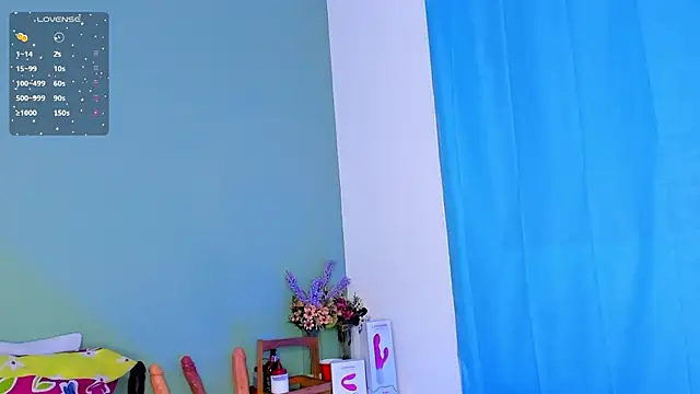 Snapshot of LovelyNickii chatting on 02.10.25 LovelyNickii online show from 02.10.25