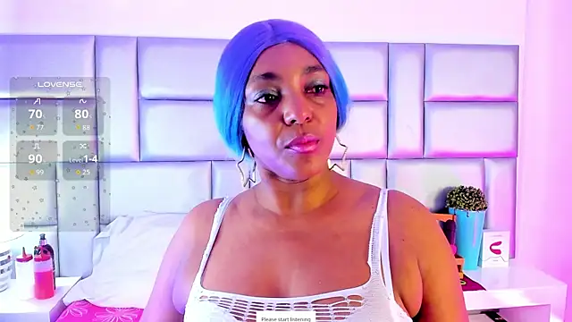 Snapshot of LovelyNickii chatting on 09.13.25 LovelyNickii online show from 09.13.25