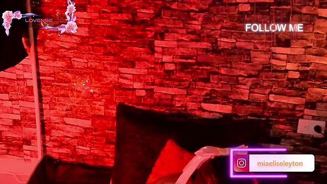 Elise-Leyton online show from 09.25.25