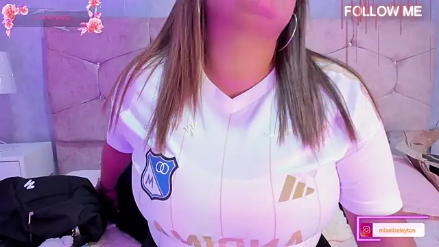 Elise-Leyton online show from 10.29.25