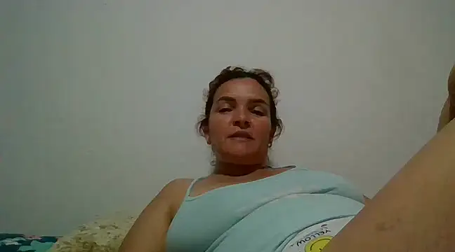 squirtlatinx online show from 02.13.25