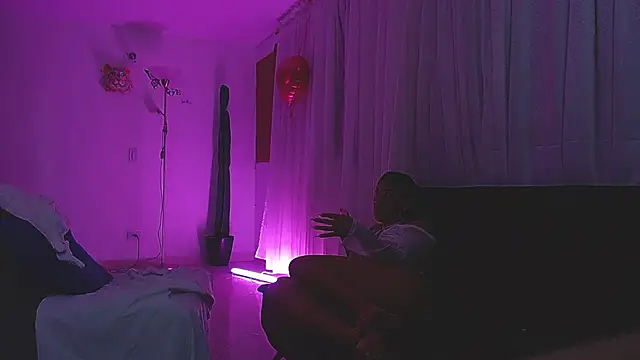 Snapshot of Katalina_Rosee chatting on 03.19.25 Katalina Rosee online show from 03.19.25