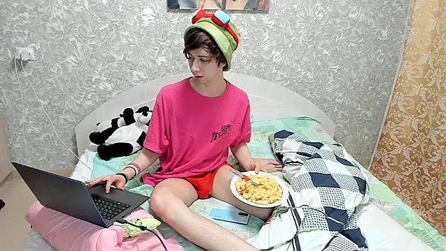 Snapshot of Timothy_Fox chatting on 02.02.25 Timothy Fox online show from 02.02.25