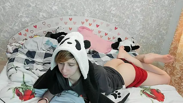 Snapshot of Timothy_Fox chatting on 03.04.25 Timothy Fox online show from 03.04.25