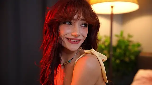 Lanais Milana online show from 02.10.25