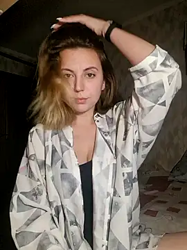 Snapshot of Melenka chatting on 01.22.25 Melenka online show from 01.22.25