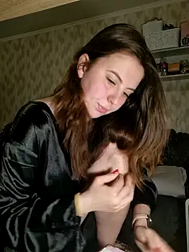 Melenka online show from 04.10.26