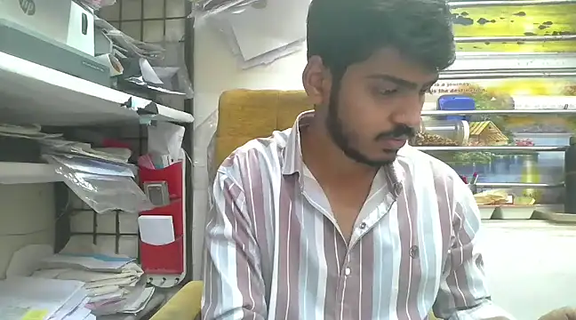 cute modell online show from 02.07.25