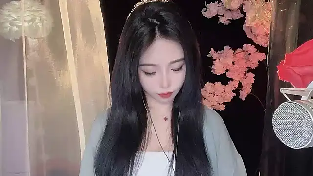 Snapshot of ying-love520 chatting on 02.07.25 ying-love520 online show from 02.07.25