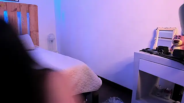 Snapshot of coral_jonesss chatting on 09.25.25 coral jonesss online show from 09.25.25