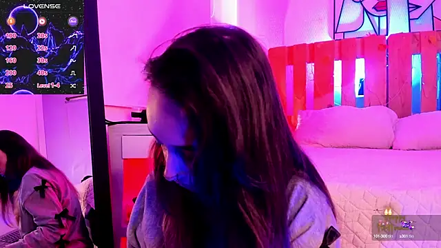 Snapshot of coral_jonesss chatting on 10.14.25 coral jonesss online show from 10.14.25