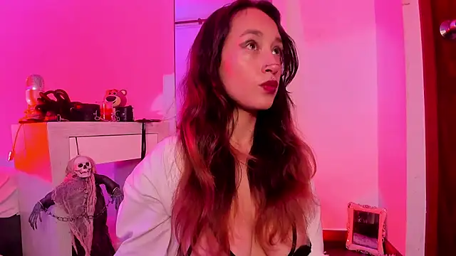 Snapshot of coral_jonesss chatting on 10.23.25 coral jonesss online show from 10.23.25