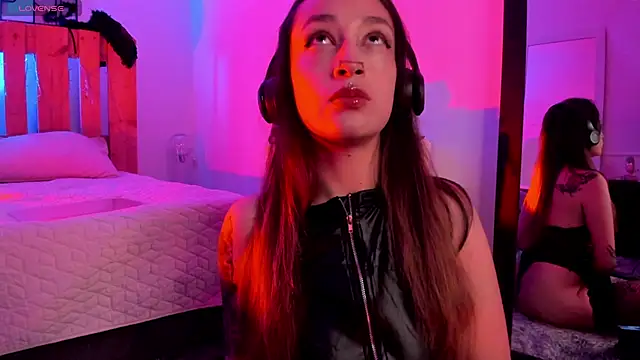 Snapshot of coral_jonesss chatting on 10.24.25 coral jonesss online show from 10.24.25