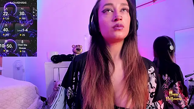 Snapshot of coral_jonesss chatting on 10.25.25 coral jonesss online show from 10.25.25