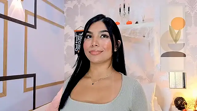 CharlotteGraay online show from 10.30.25