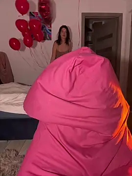 Mylaya online show from 02.10.25