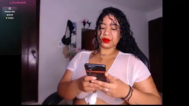 leslycarsson online show from 12.21.25