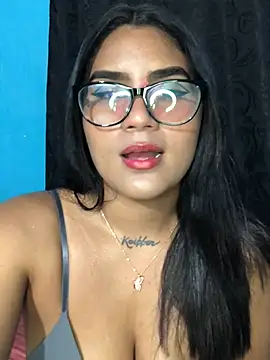 Snapshot of Renata_222 chatting on 03.04.25 Renata 222 online show from 03.04.25