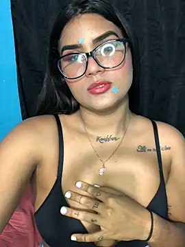 Snapshot of Renata_222 chatting on 03.09.25 Renata 222 online show from 03.09.25