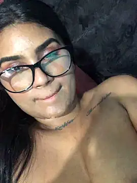 Snapshot of Renata_222 chatting on 03.11.25 Renata 222 online show from 03.11.25