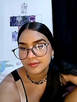 Snapshot of Renata_222 chatting on 09.10.25 Renata 222 online show from 09.10.25