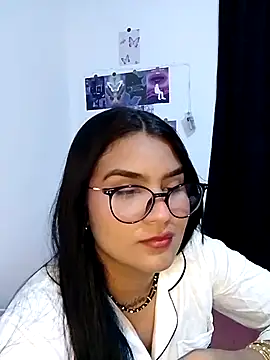Snapshot of Renata_222 chatting on 09.15.25 Renata 222 online show from 09.15.25