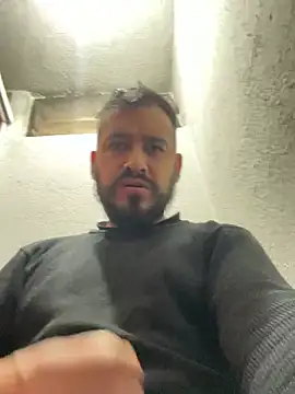 leonardohot1987 online show from 01.11.25