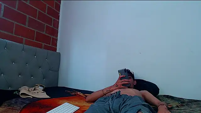 Alejandro bigdick x online show from 02.14.25