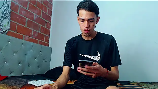Alejandro bigdick x online show from 02.15.25